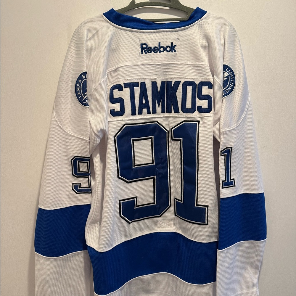 Reebok Tampa Bay Lightning Captain Hockey Jersey Stamkos - Picture 4 of 4